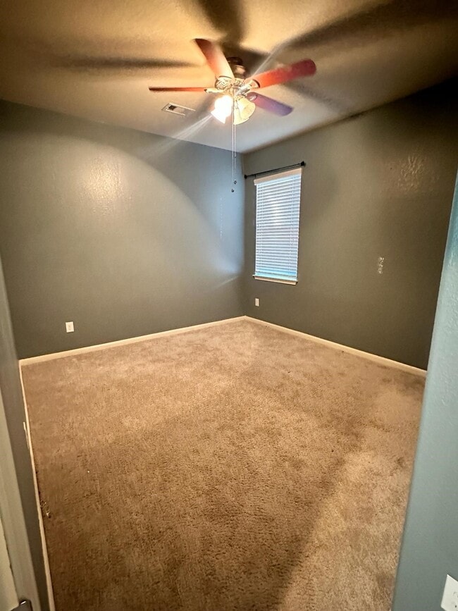 Building Photo - 24434 Sandusky Dr