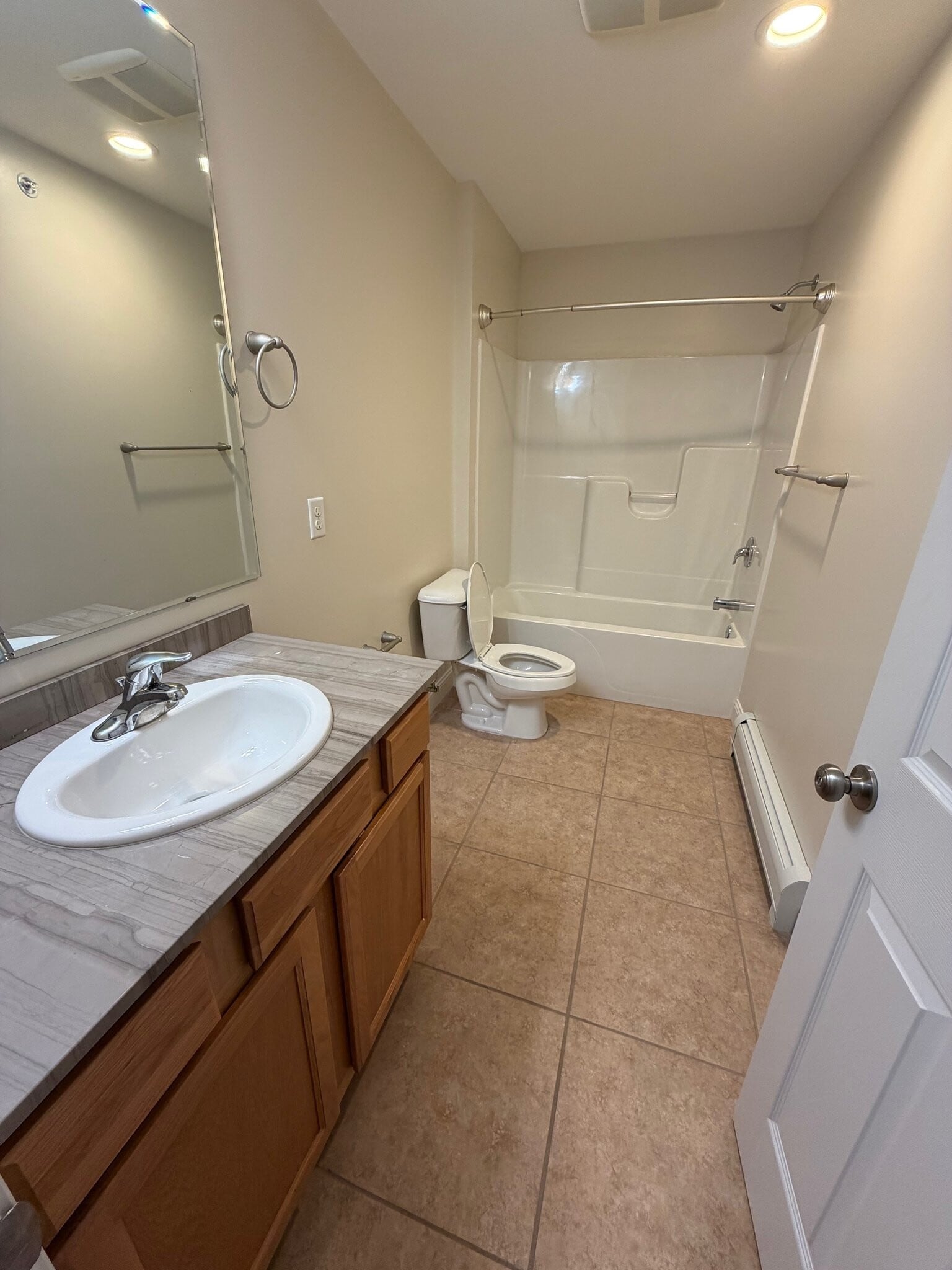 Building Photo - 9 Jenna Ln