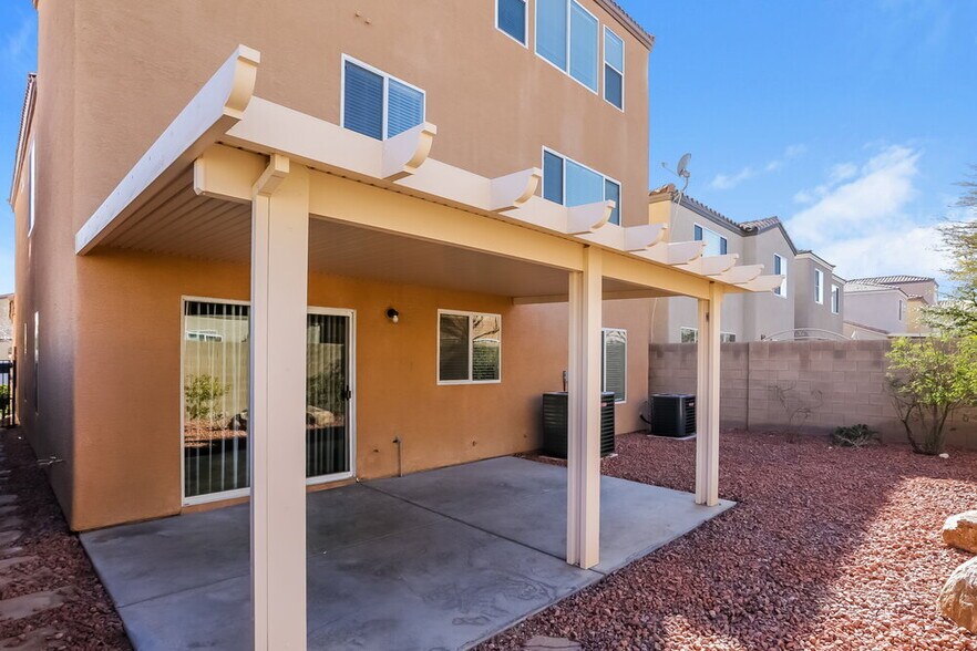 Building Photo - 9116 Iron Cactus Ave