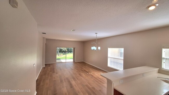 Building Photo - 6921 Abbeyville Rd