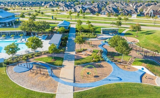 Building Photo - 2331 Peach Oak Xing