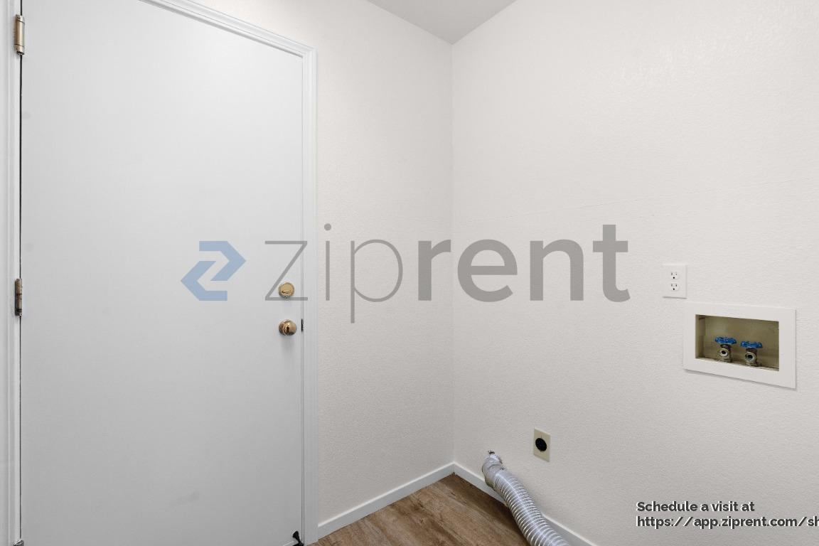 Building Photo - 8361 Delicato Way