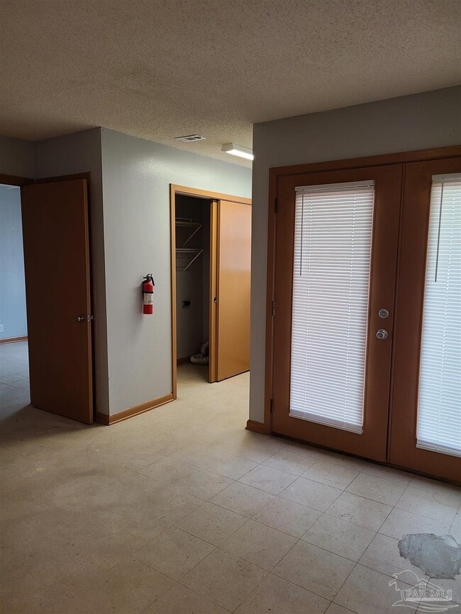 Building Photo - 1901 W Government St