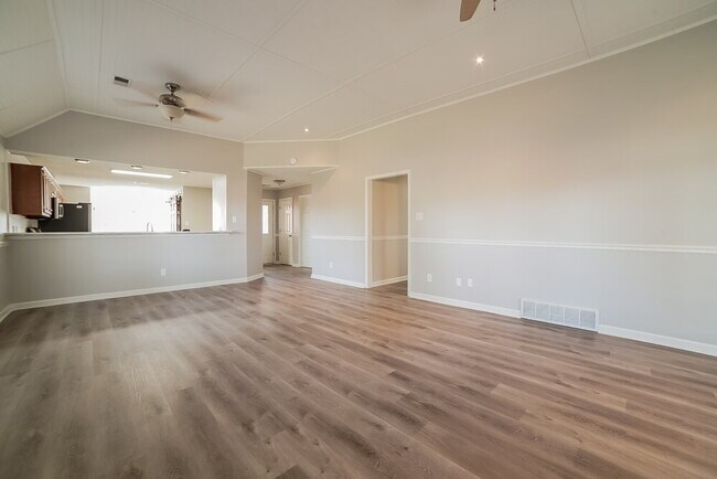 Building Photo - 7413 Tack Cove