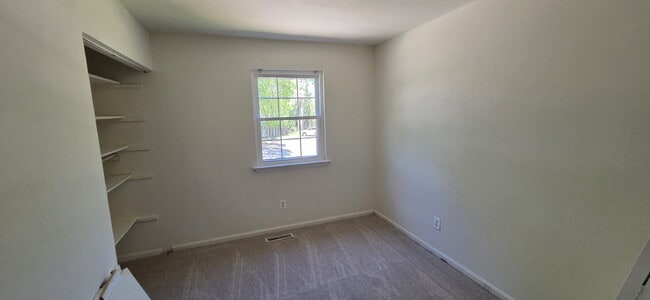 Building Photo - Beautiful 3BR Home in Lorton