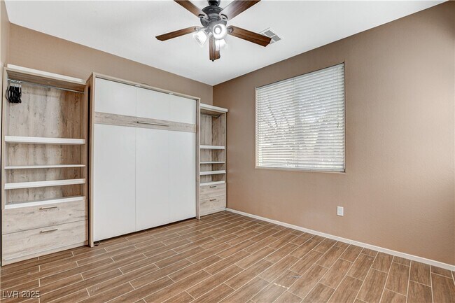 Building Photo - 2104 LeatherBridge Ct