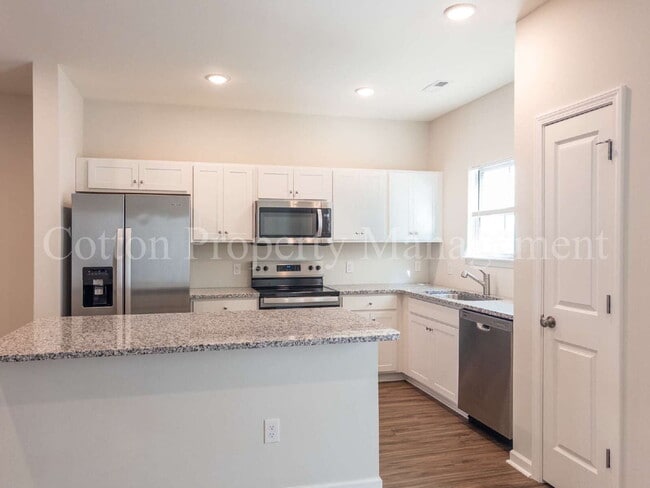 Building Photo - 9044 Laurel Bay Ln