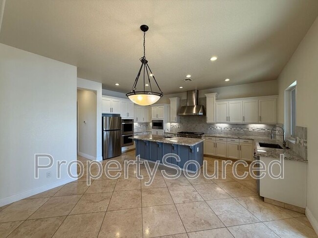 Building Photo - 4060 Chiavari Way