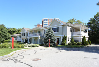 Building Photo - Courtyard At Westgate