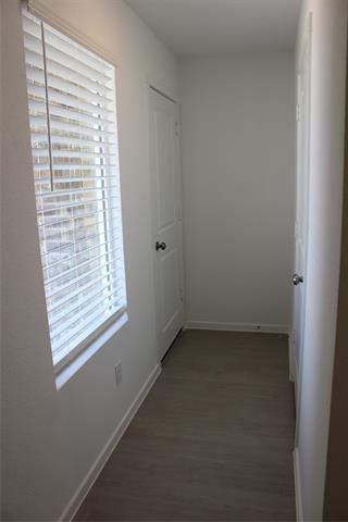 Building Photo - 2100 Neyland Dr