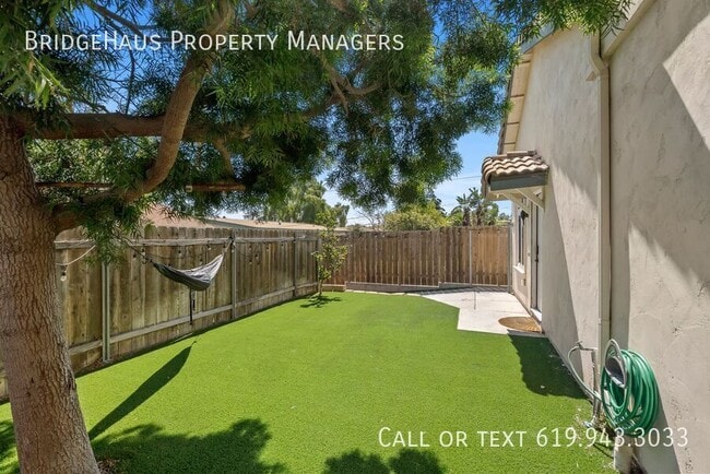 Building Photo - 832 Georgia St