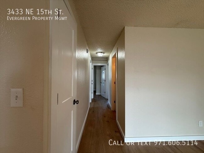 Building Photo - 3433 NE 15th St