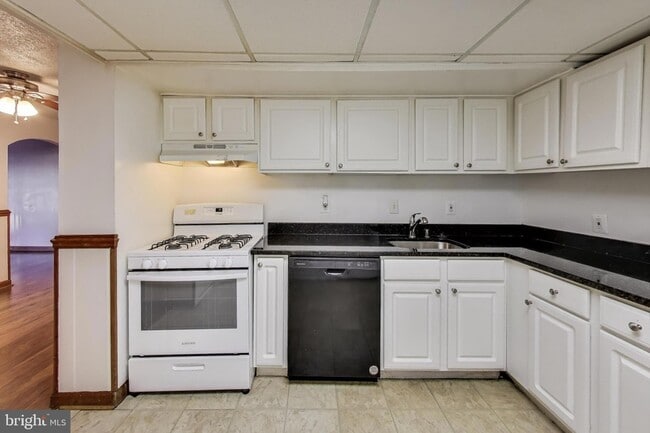 Building Photo - 14414 Taos Ct