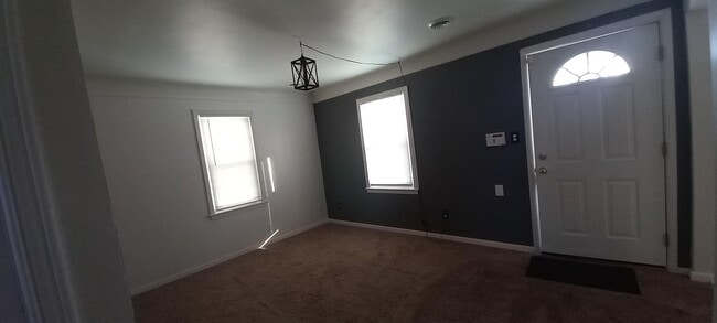 Building Photo - 17805 Roseville Blvd