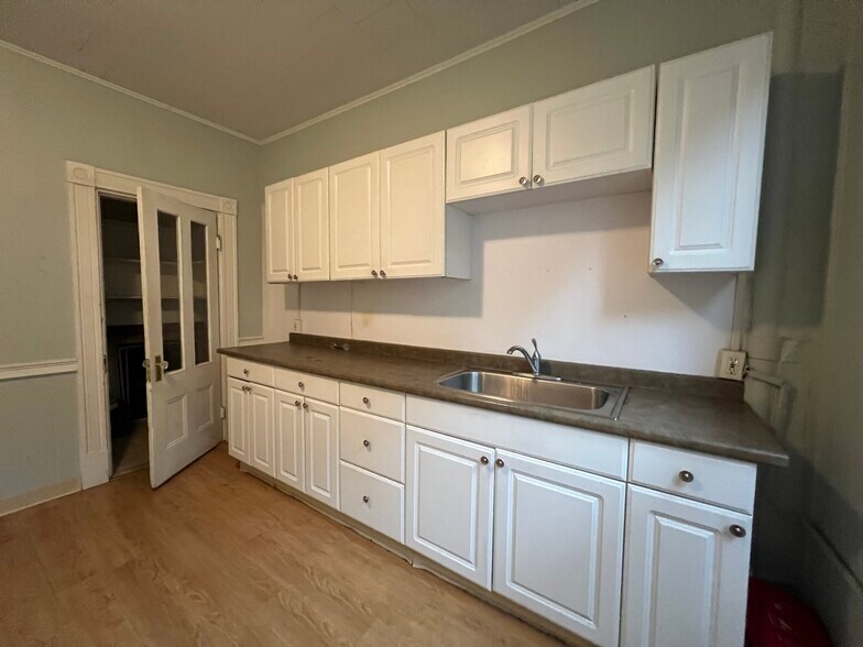 Primary Photo - 339 Cambridge St