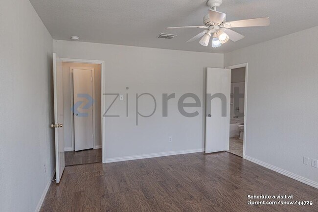 Building Photo - 1706 Harvest Crossing Dr