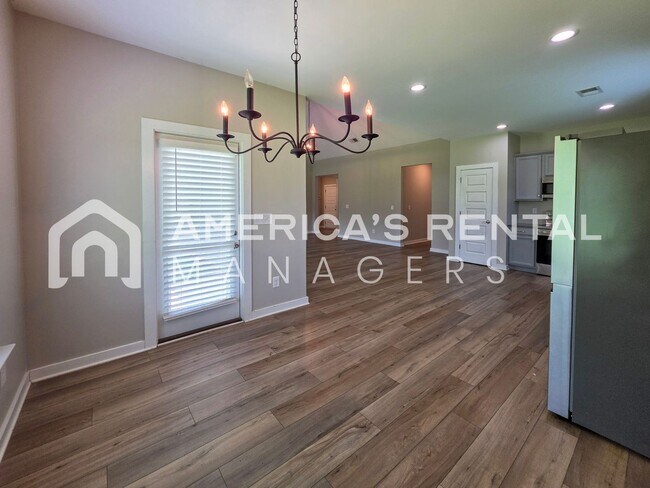 Building Photo - DEPOSIT PENDING!!! - Four Bedroom, Modern Home for Rent in Eastaboga - Available NOW!