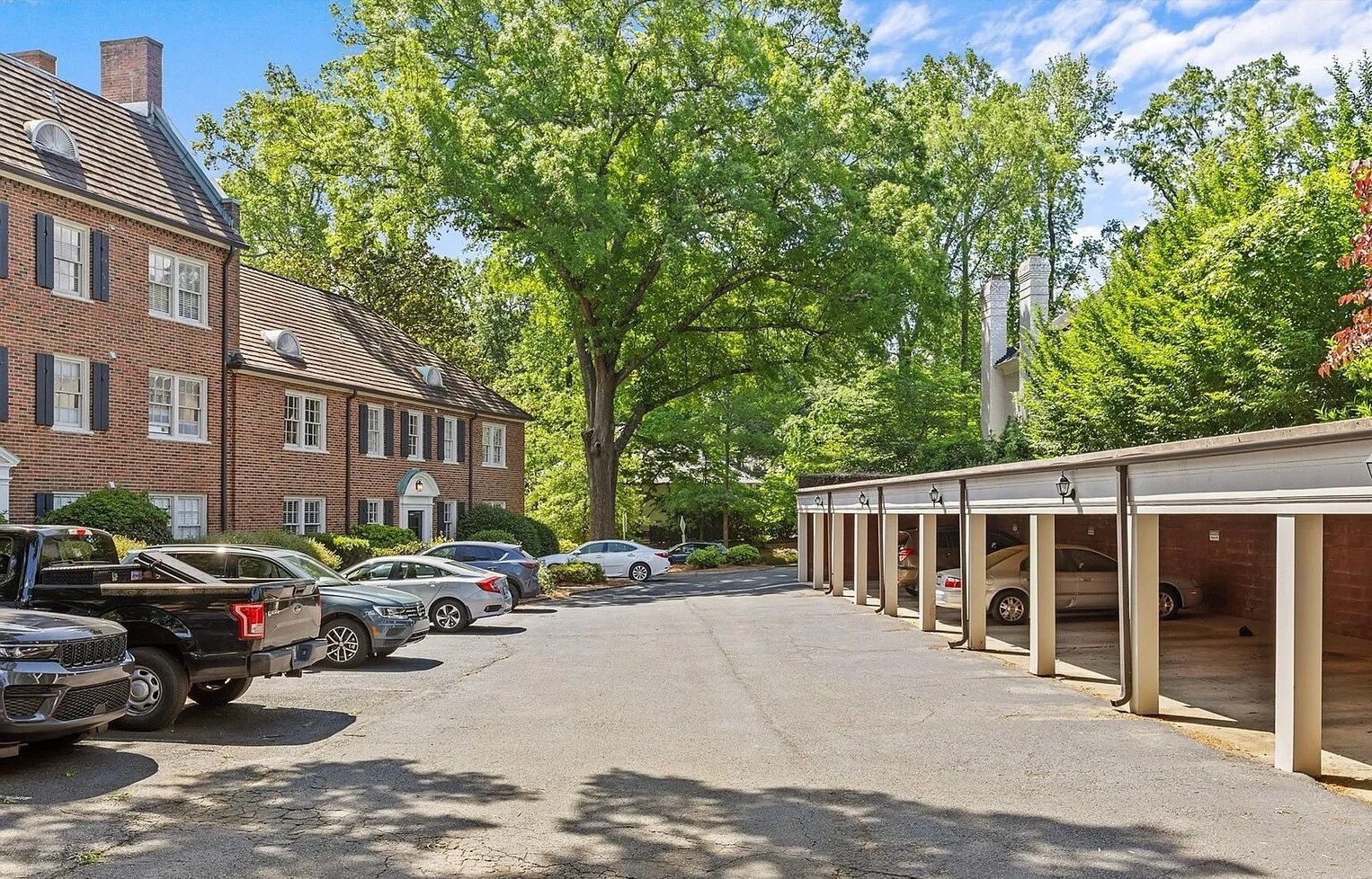 Building Photo - 104 Colville Rd