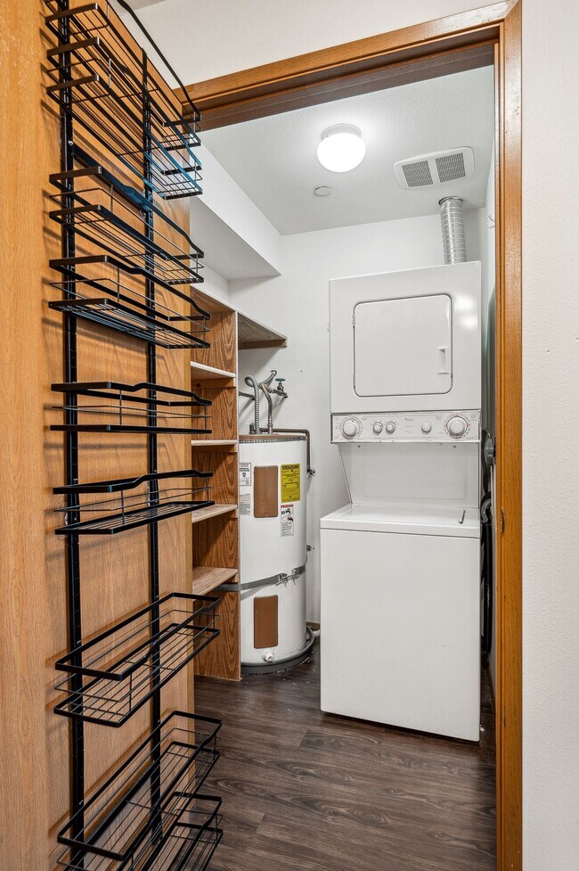 Floorplan - Daniels Apartments