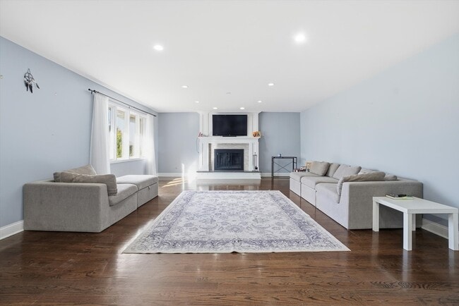 Building Photo - 13141 W Stonewood Dr