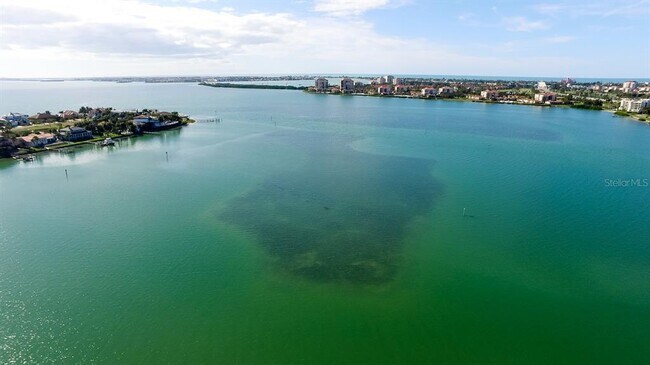 Building Photo - 5200 Brittany Dr S