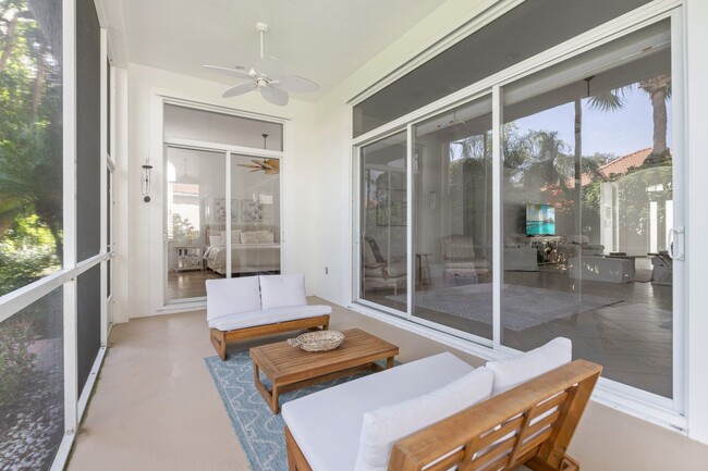 Building Photo - 1409 W Island Club Square