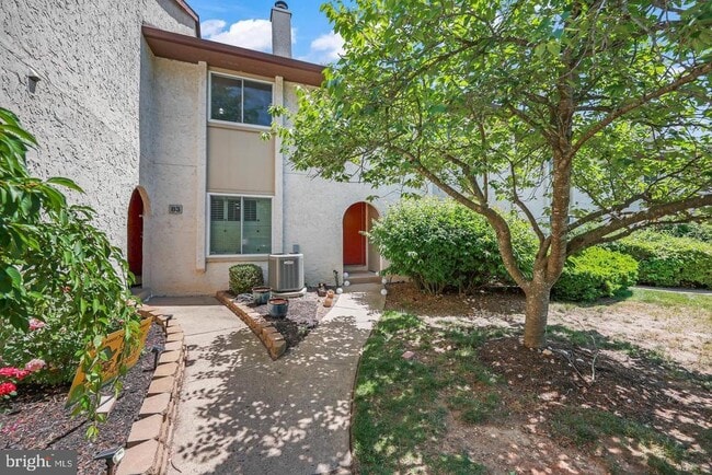 Building Photo - 81 Thoreau Dr