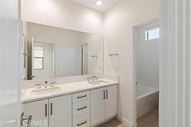 Building Photo - 74356 Nichols Dr