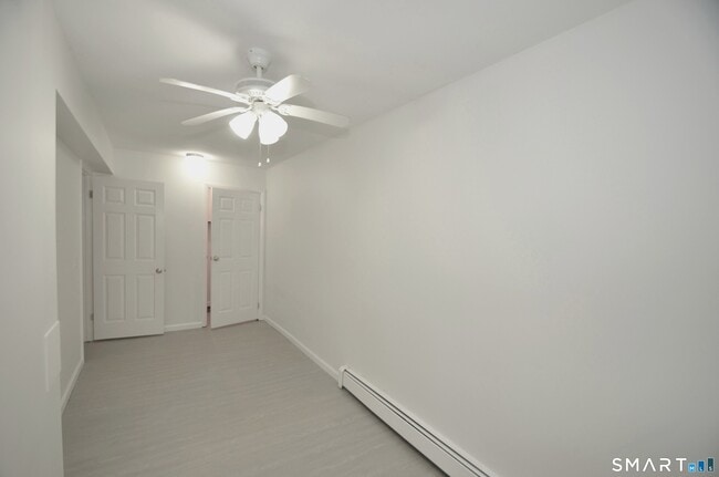 Building Photo - 125 Warner Hill Rd