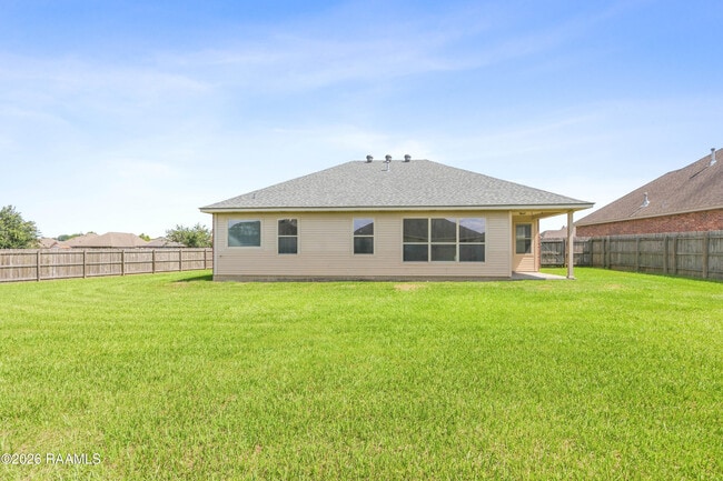 Building Photo - 100 Bristow Bayou Rd