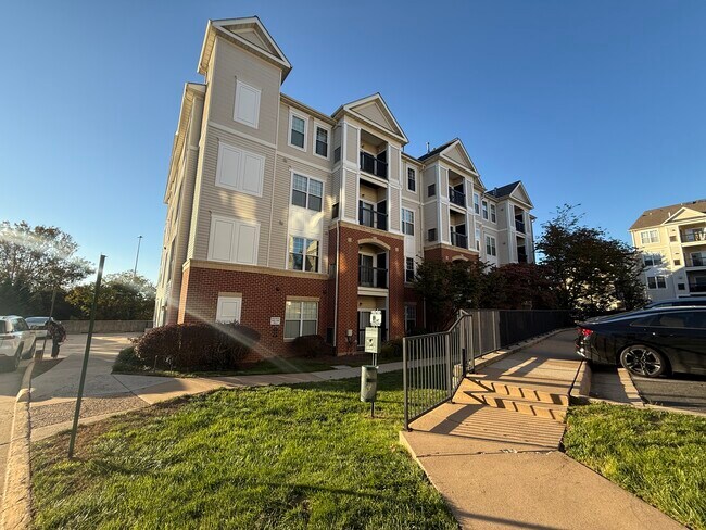 Building Photo - 11320 Aristotle Dr