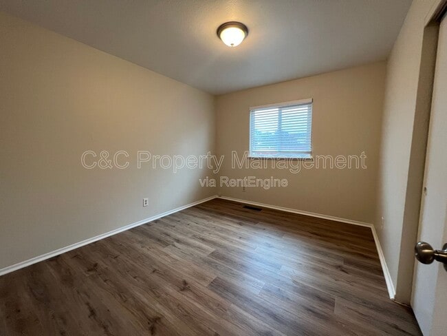 Building Photo - 478 Crivello Rd