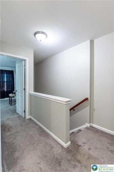 Building Photo - 2512 Gila Dr