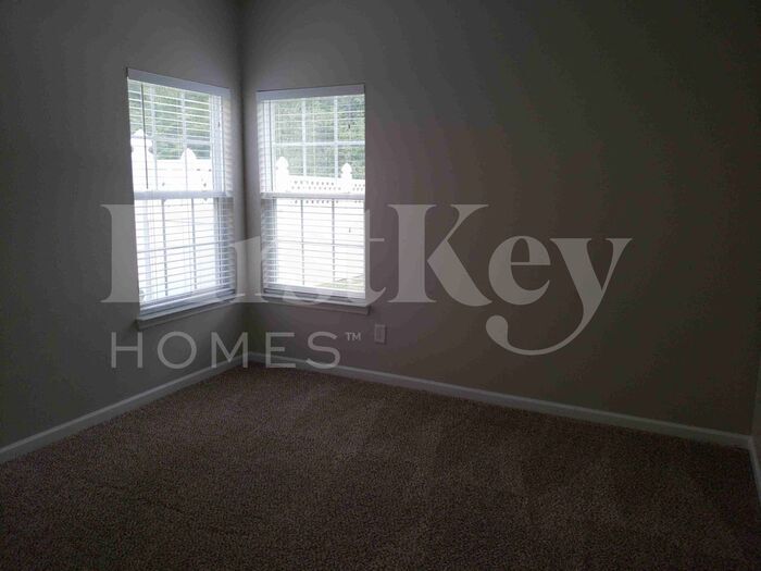 Building Photo - 1415 Paulonia Way