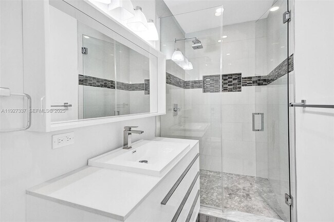 Building Photo - 1102 Meadow Lark Ave