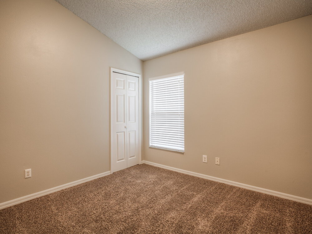Building Photo - 13628 Emeraldview Dr