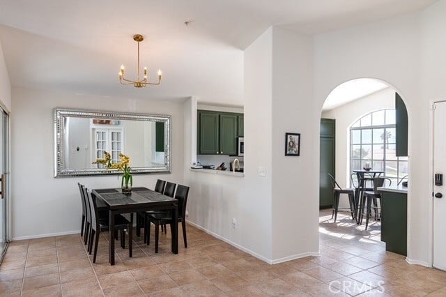 Building Photo - 9574 Vía Real