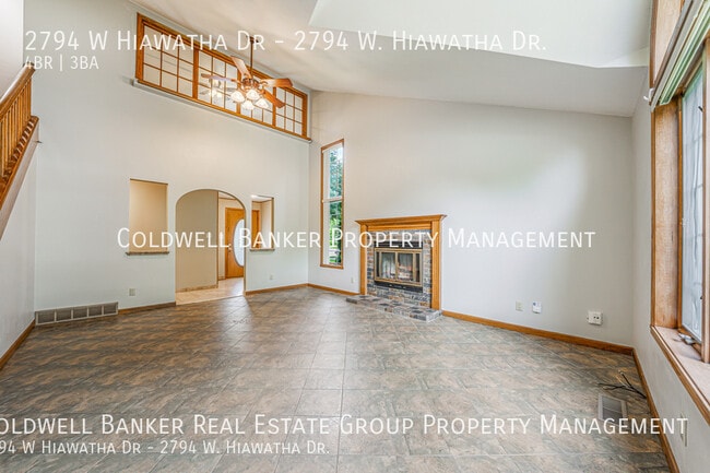 Building Photo - 2794 W Hiawatha Dr
