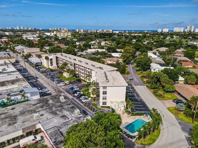 Building Photo - 4501 NE 21st Ave