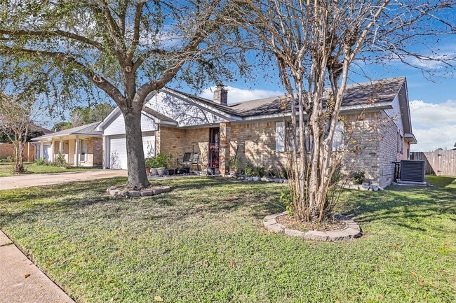 Building Photo - 1506 Wilshire Park Dr