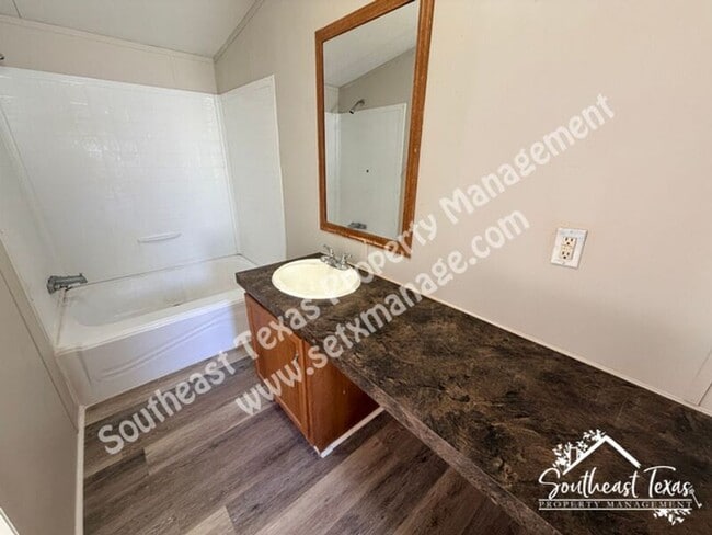 Building Photo - 4166 Black Cat Rd