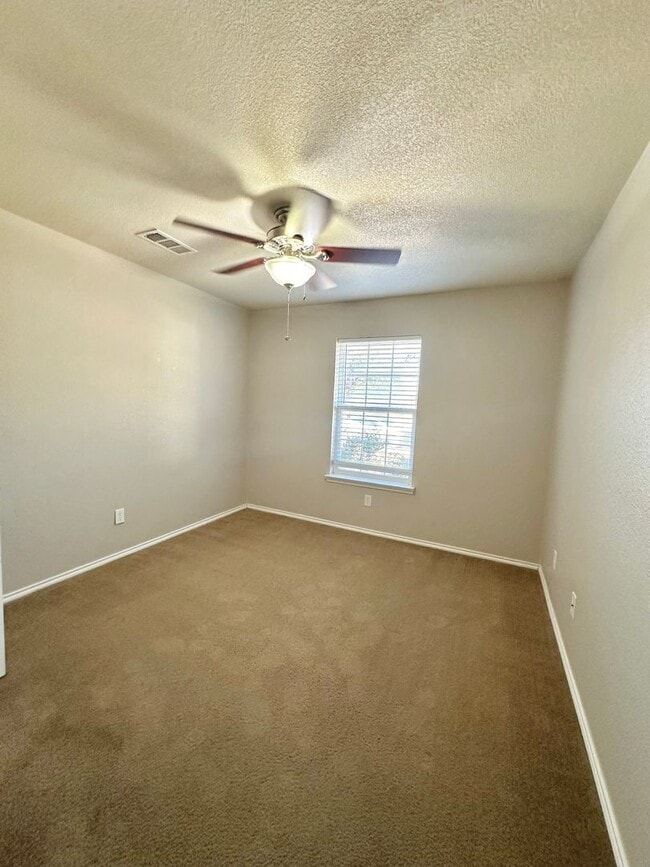 Building Photo - 2315 Windy Cir
