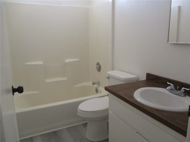 Building Photo - 5080 La Calzada