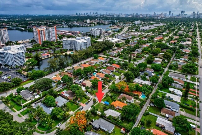 Building Photo - 1224 NE 182nd St