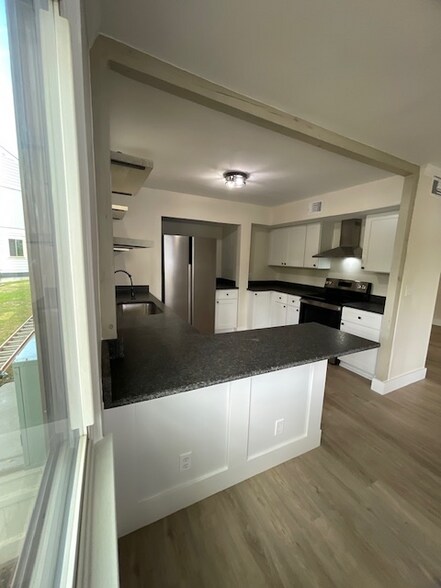 Building Photo - 6905 Cleaton Rd