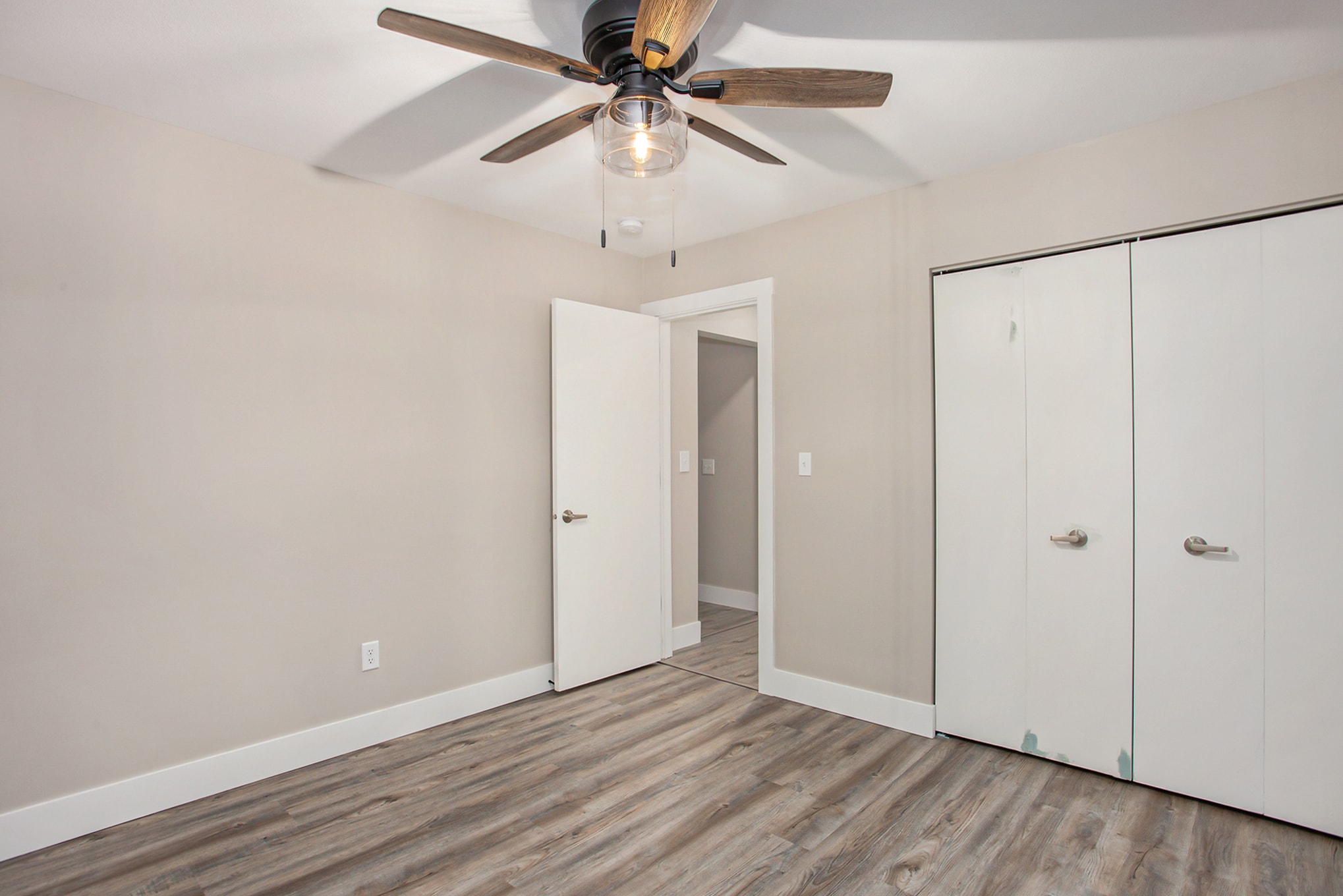 Building Photo - 174 S Fremont St NE