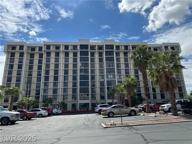 Building Photo - 3930 University Center Dr