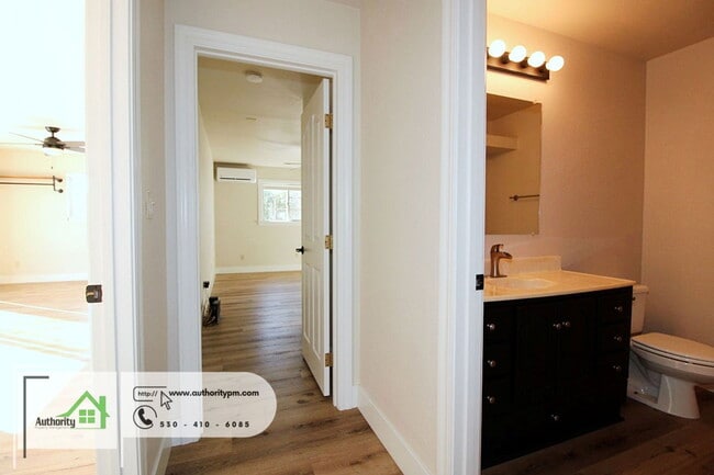 Building Photo - 19250 Hill St