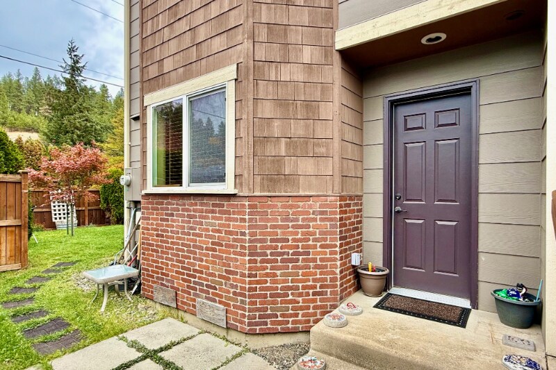 Building Photo - 315 N Wright Ave