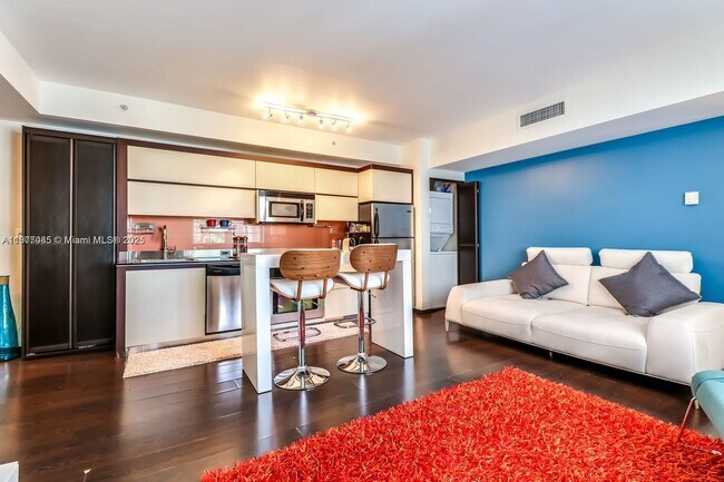 Building Photo - 435 21st St